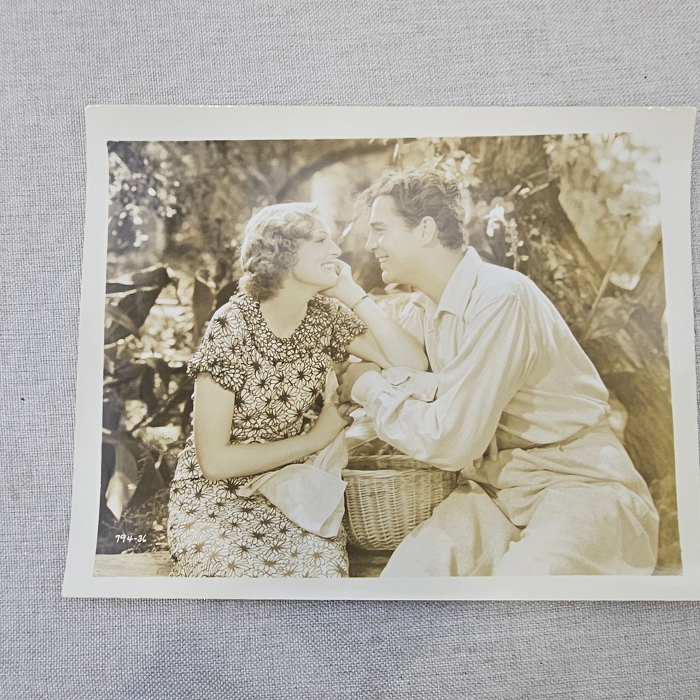 Vintage Movie Still Photo 8x10 1930s Romantic Couple Floral Dress 794-36‎ Cinema